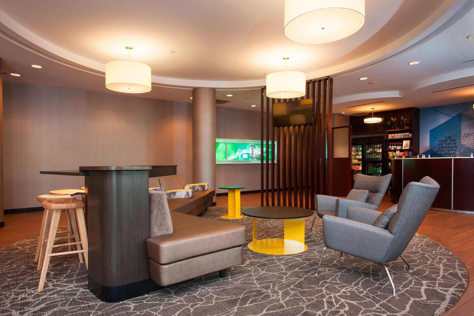Springhill Suites Birmingham Colonnade Exterior foto